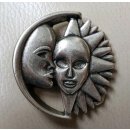 Umjubelt Gürtelschließe, Moon Kissing Sun, silver/silberfarben matt, Maße ca. 6,5 x 6,5 x 2 cm